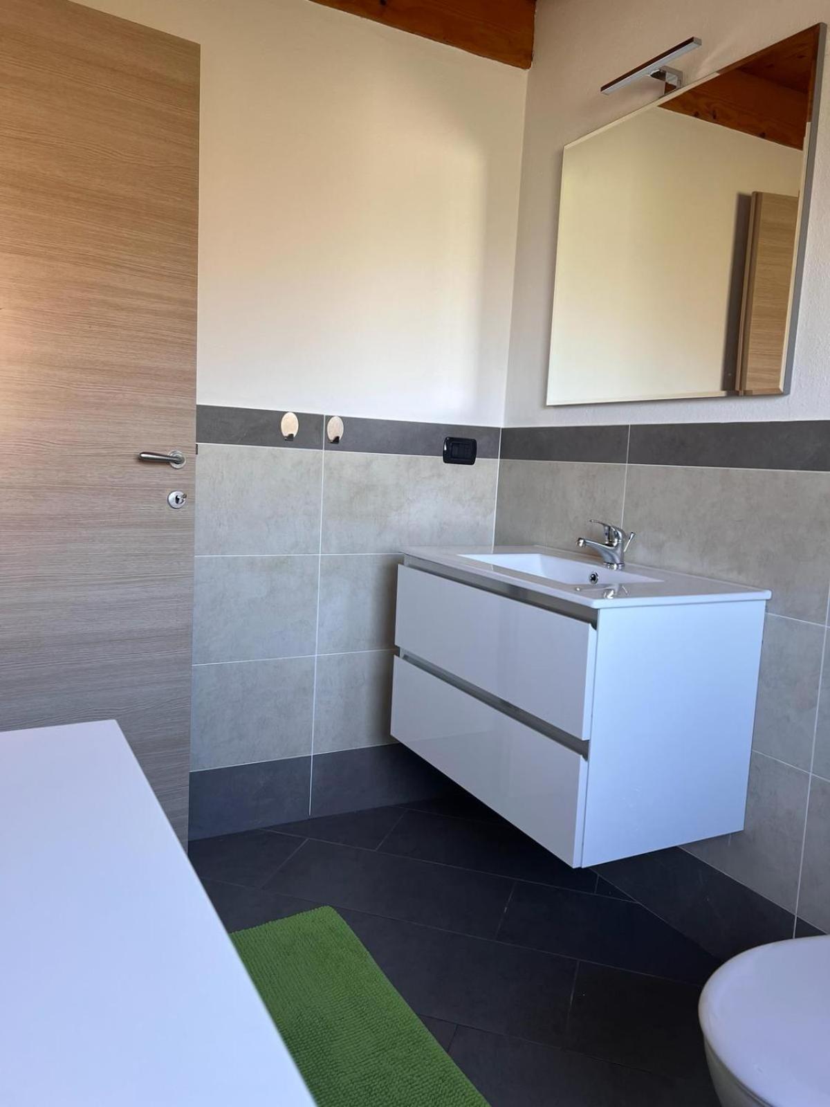 Grazioso Appartamento 1 Aosta Bagian luar foto