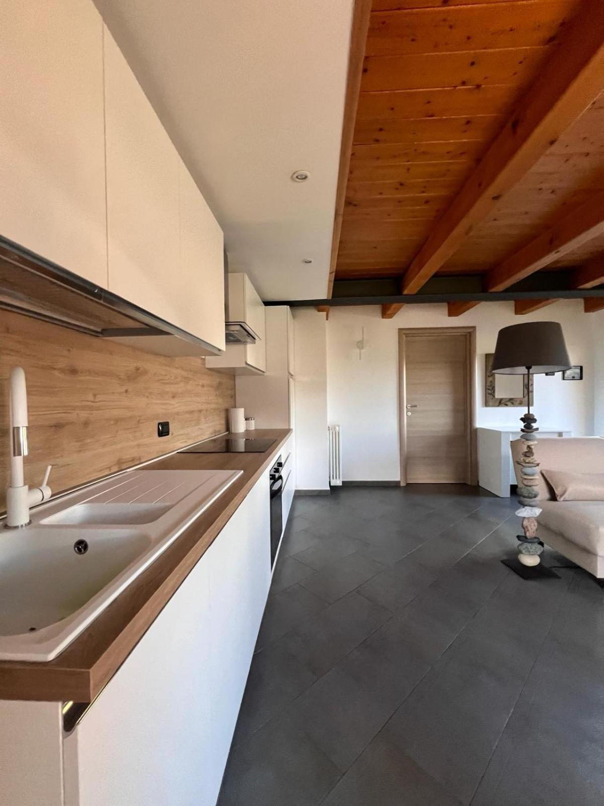 Grazioso Appartamento 1 Aosta Bagian luar foto